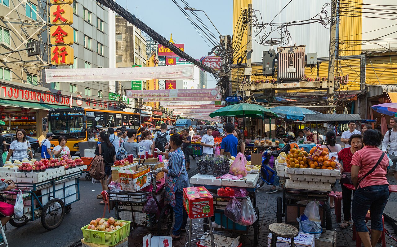 曼谷 Yaowarat Road 唐人街街景